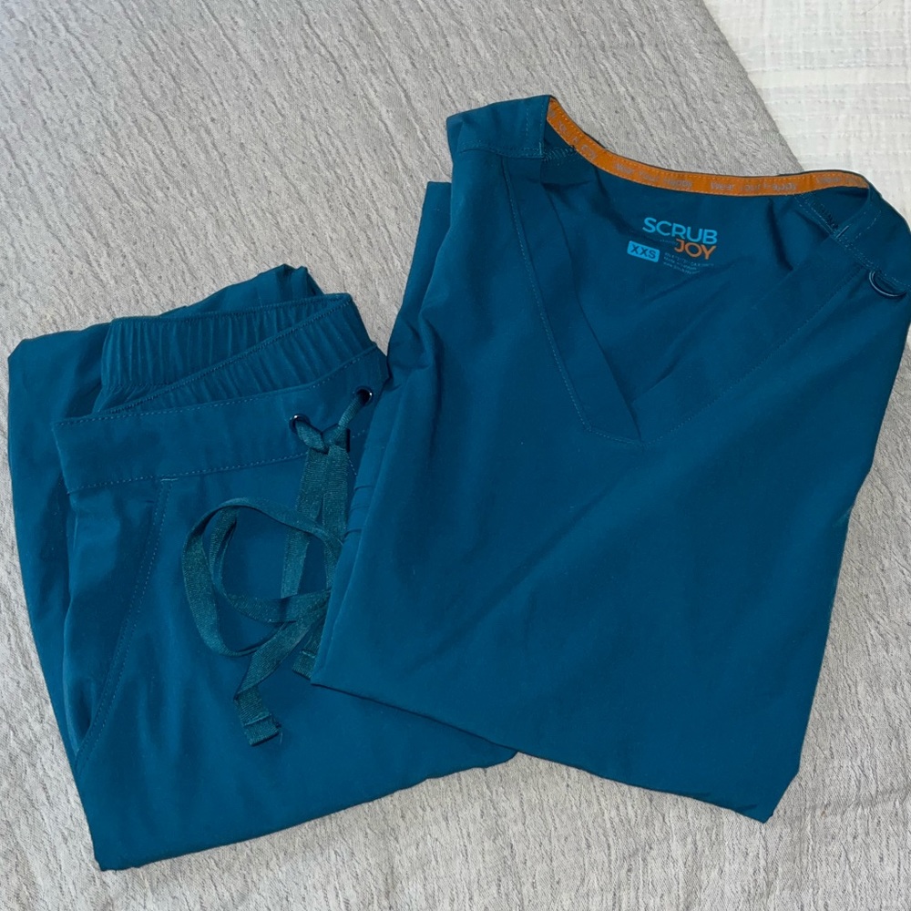 SCRUBS BUNDLE